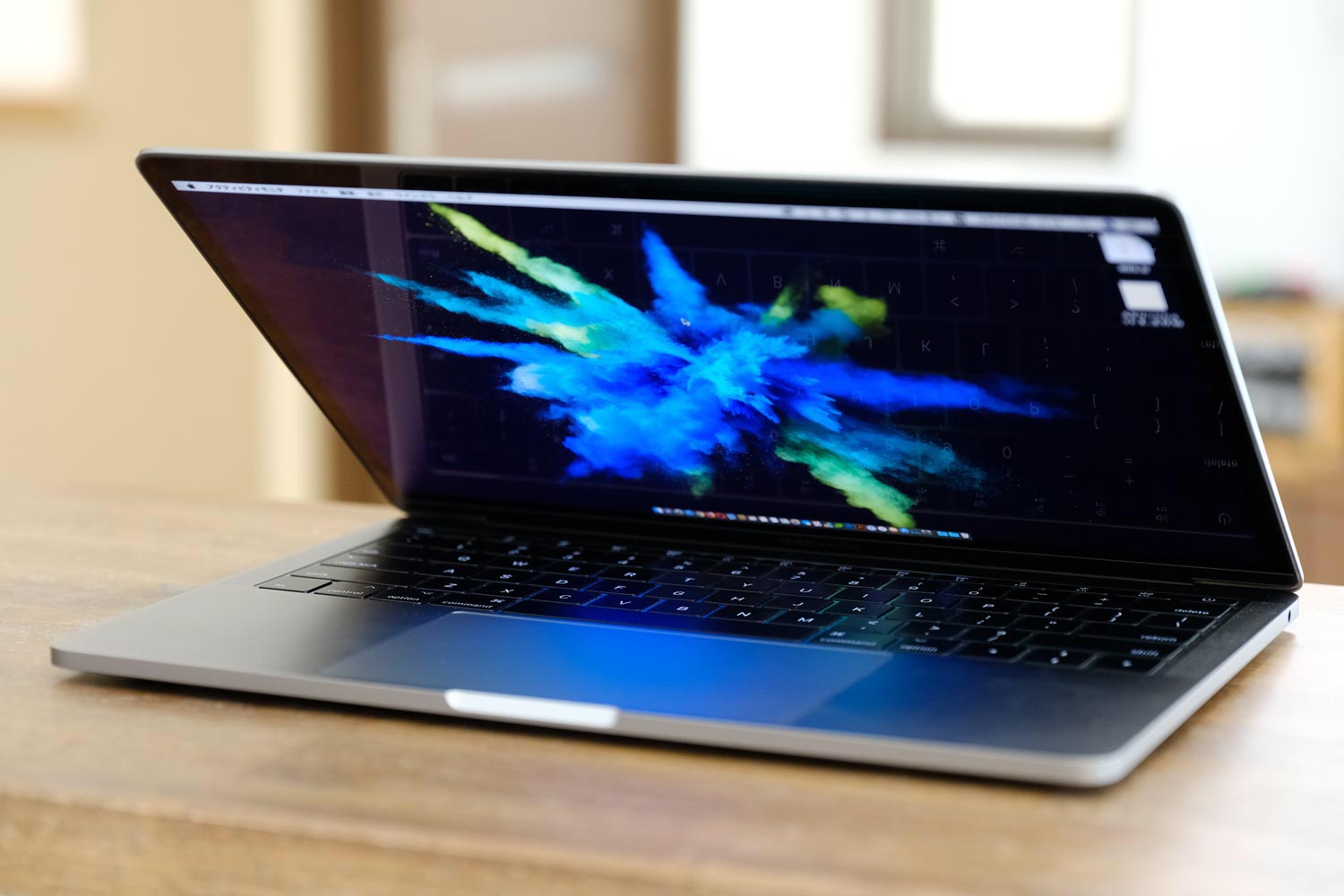 MacBook Pro 2017 13インチ（タッチバーなし）レビュー | コネクプレイス